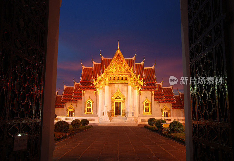 亚洲，大理石寺庙(Wat Benchamabophit)，曼谷，泰国。